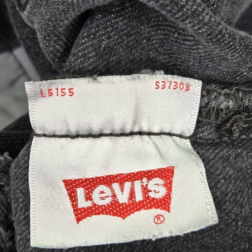Levi's 501 Women Shorts W30 Black Denim Original Fit‎ Straight Leg Distressed - Picture 3 of 11